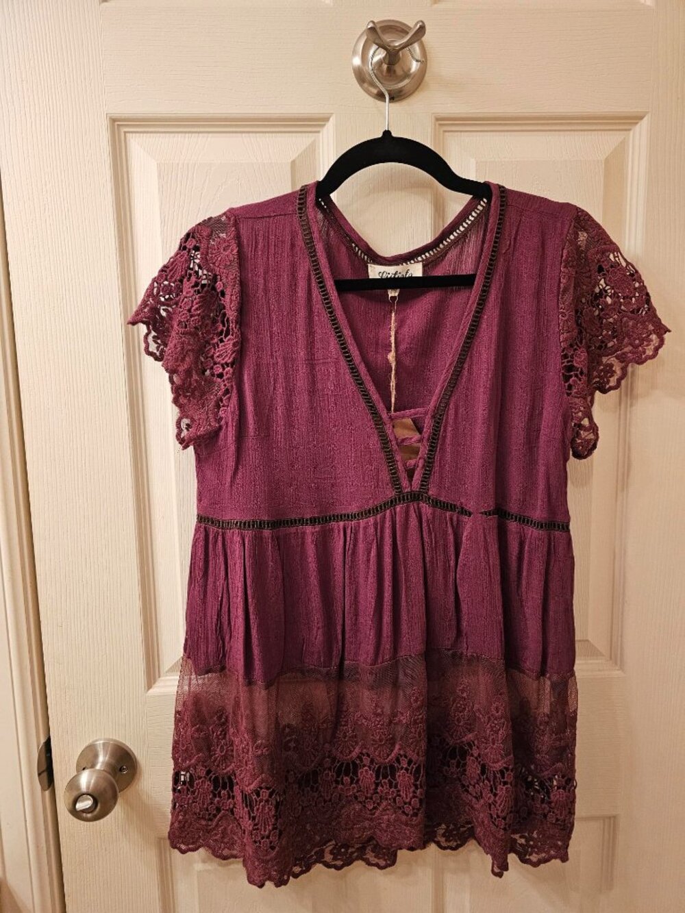 NWT Listiele Medium Maroon Babydoll Blouse
